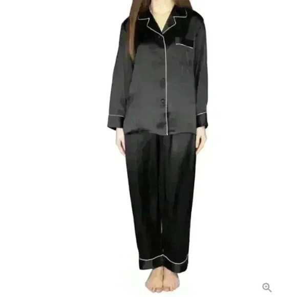 Natural Silk Pajama Set  Long Sleeve by Less Is Amor - Picture 5 of 7